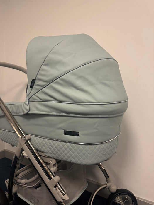 Bébécar Ip-Op Baby Blue - Ex-Display